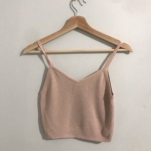 Pink knit v-neck crop top
